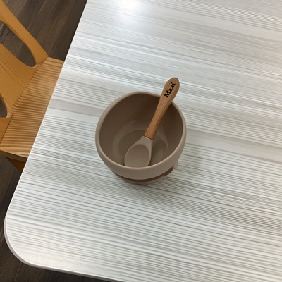 Beiges Ess-Set aus Schüssel und Löffel für Kinder mit Holz-Griff [Personalisierbar]