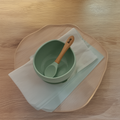 Grünes Ess-Set aus Schüssel und Löffel für Kinder mit Holz-Griff [Personalisierbar]